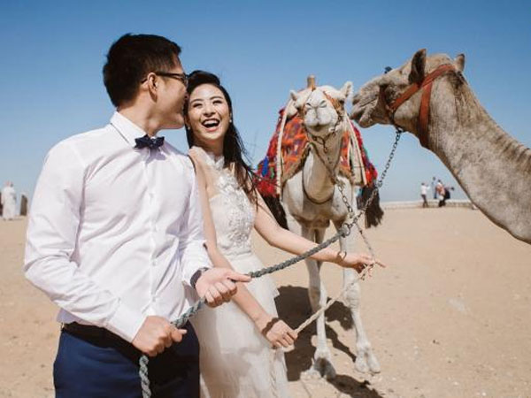 Hé lộ bộ ảnh cưới hiếm hoi của Hoa hậu Ngọc Hân và chồng tại Ai Cập