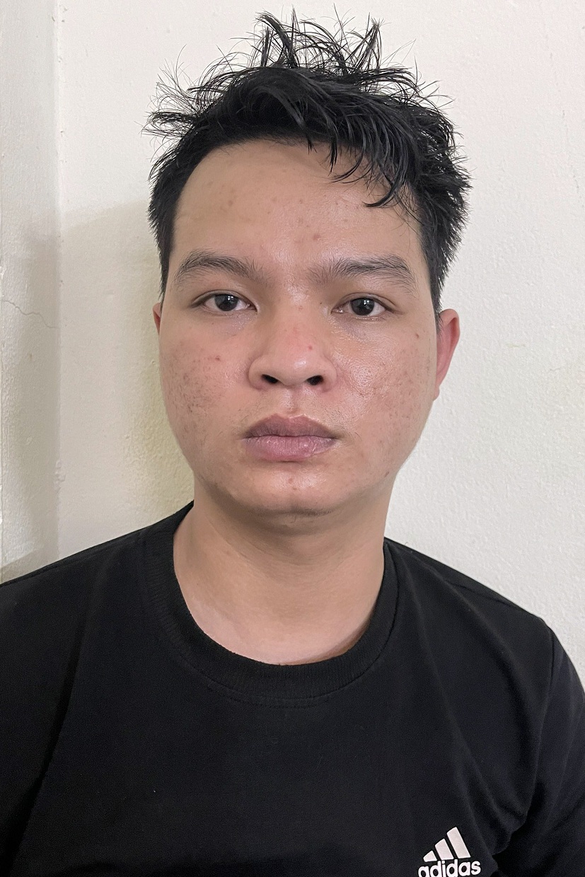 Nam thanh niên ship hơn 30 kg cây thuốc phiện lên phố cổ Hà Nội - Ảnh 1.