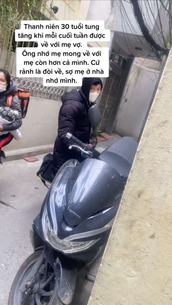  Hào hứng như vậy ai không biết còn tưởng con dâu đang quay cảnh con trai vui vẻ vì được về nhà bố mẹ đẻ. (Ảnh: TikTok Y.N)