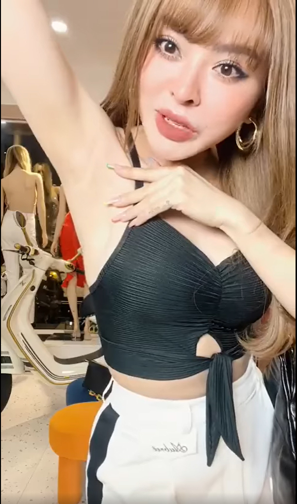  Trang Nemo đáp cực gắt với dân tình.&nbsp;(Ảnh: Chụp màn hình Facebook Trang Nemo)