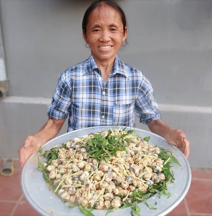  Dù vậy các video của bà cũng không còn được nhiều người ủng hộ như trước. (Ảnh: Dân Việt)