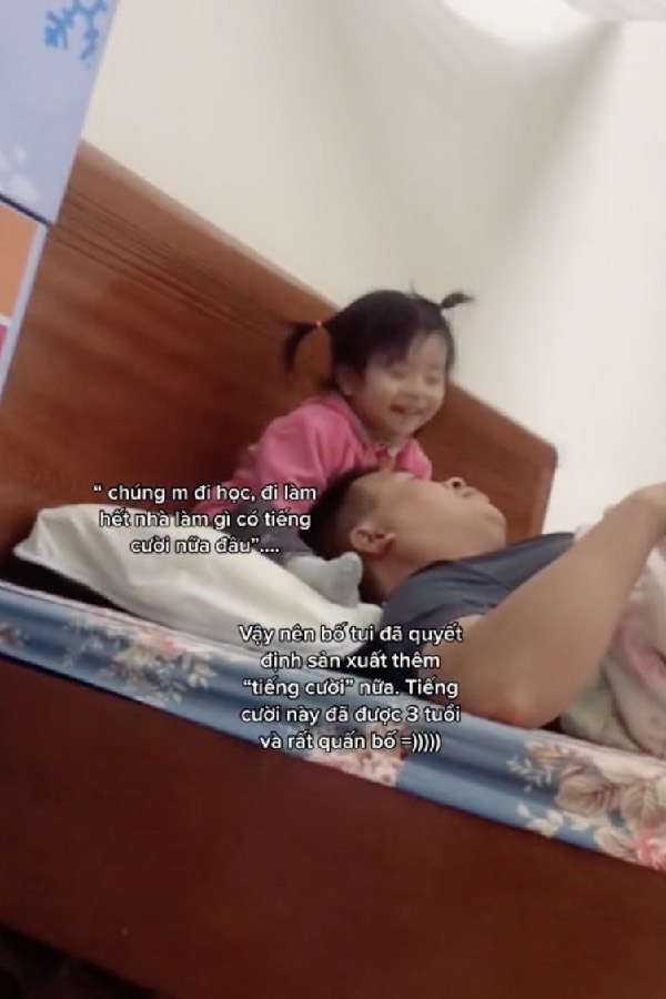  "Tiếng cười" vô giá của người bố. (Ảnh: TikTok H.D)