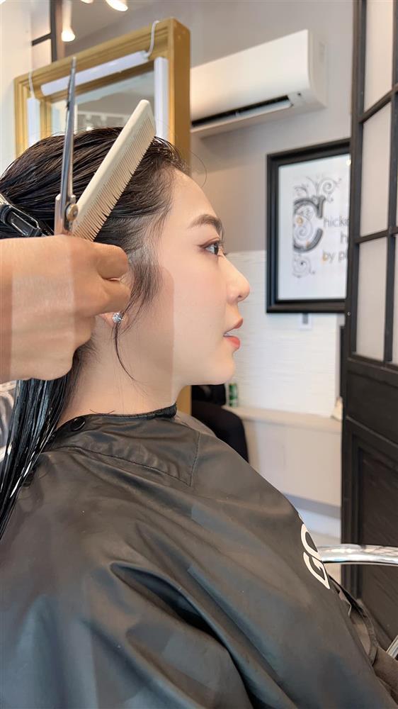 Vua cá Koi được vợ mới phục vụ chân tơ kẽ tóc tại Mỹ-4
