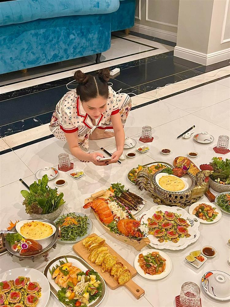 Vợ chồng Đoàn Di Băng bẻ cong dàn vệ sĩ trai tráng-14