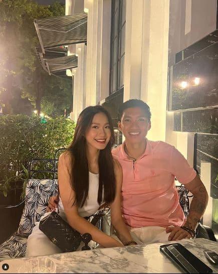 Loạt ảnh cứ xuất hiện là dính như sam của Văn Hậu - Hải My-1