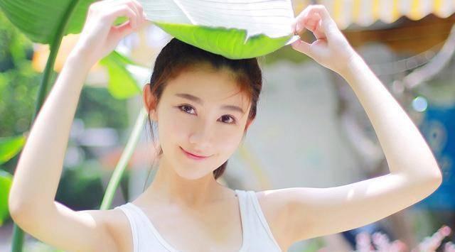 Phụ nữ có 4 nốt ruồi may mắn, vượng phu ích tử-3