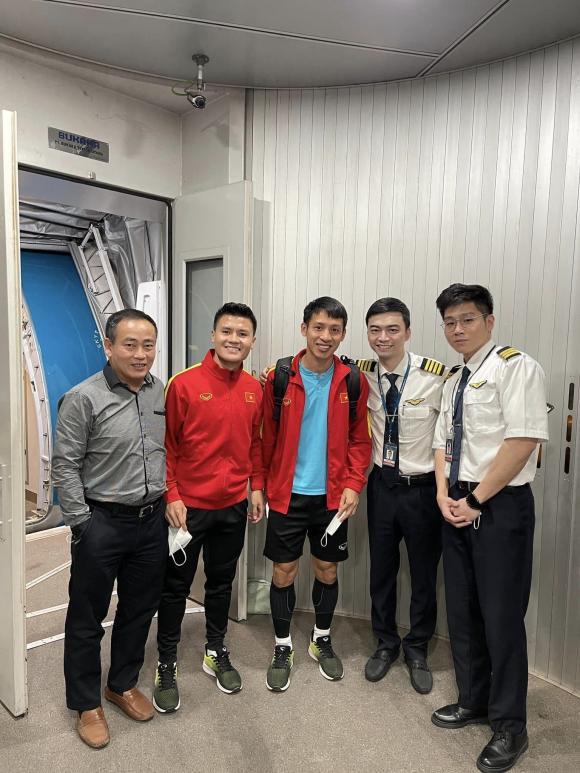Ngỡ ngàng diện mạo chàng cơ trưởng sau 4 năm hủy hôn Âu Hà My-3