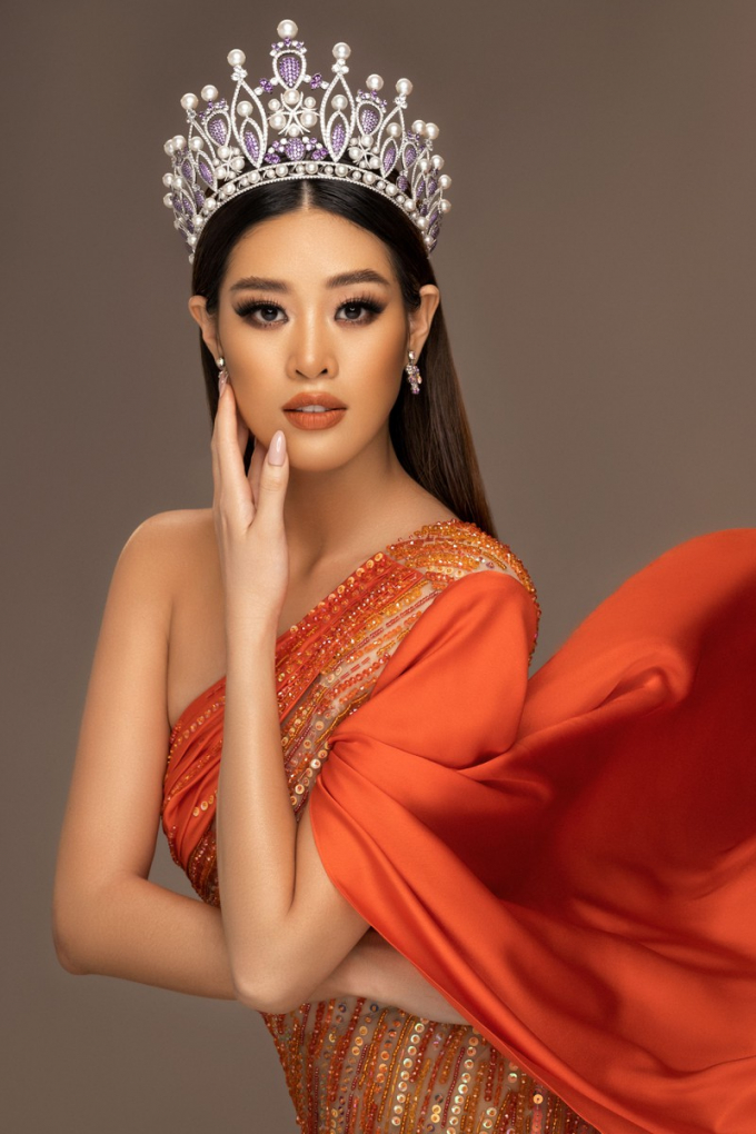 hoa hậu Khánh Vân, sao Việt