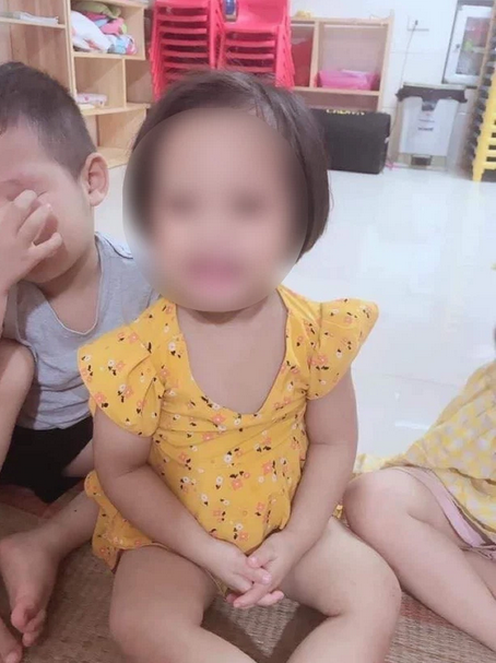 Bác sĩ BV Xanh Pôn chia sẻ tình trạng những ngày cuối của bé gái bị người tình của mẹ đóng đinh vào đầu