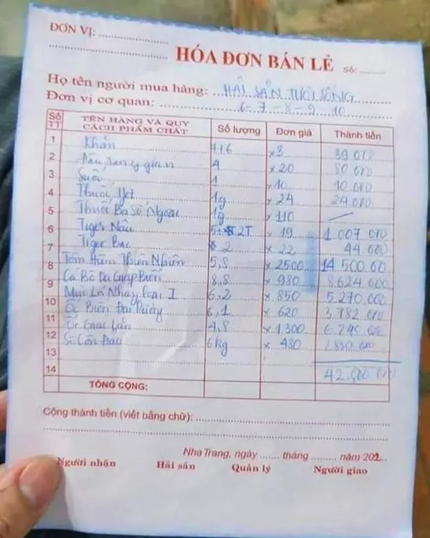 Vụ hóa đơn hải sản 42 triệu đồng: Đoàn 22 người ăn hết 38kg