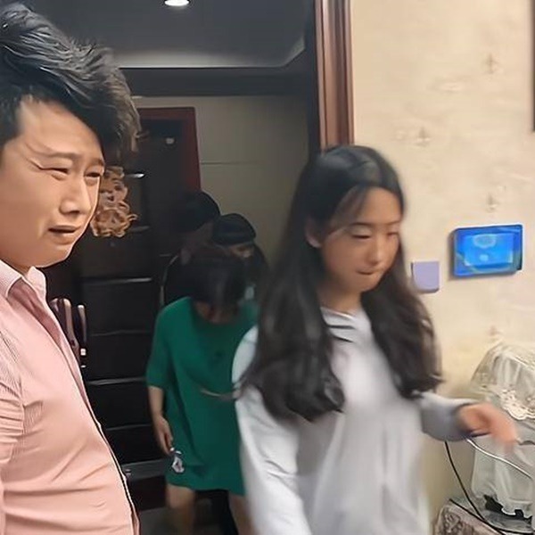  Đôi lúc mệt mỏi nhưng anh Trương vẫn 