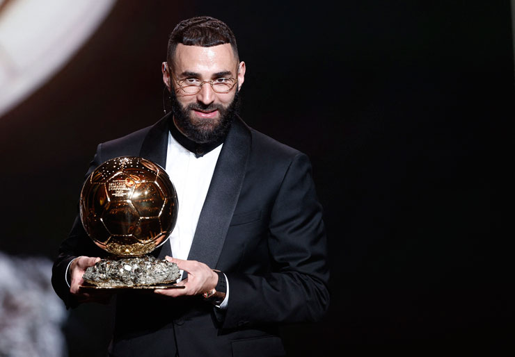Benzema đoạt Quả bóng vàng 2022, nói gì trong giây phút lịch sử? - 1