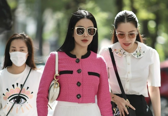 Diệp Lâm Anh tại phiên tòa chiều 2/12 tranh giành quyền nuôi con với chồng cũ.
