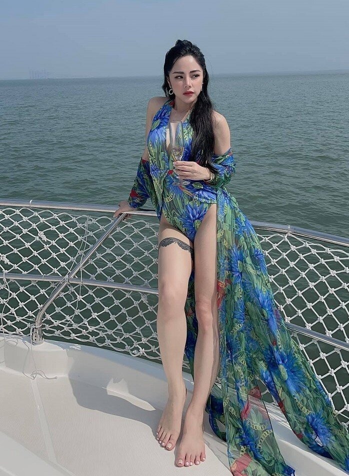 Bạch Lan Phương, bạn gái Huỳnh Anh, MC Bạch Lan Phương