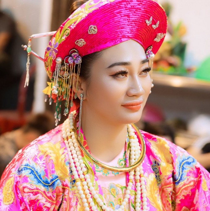 Người người thi nhau bổ quả cau, đúng nhận sai cãi bắt nguồn từ đâu?
