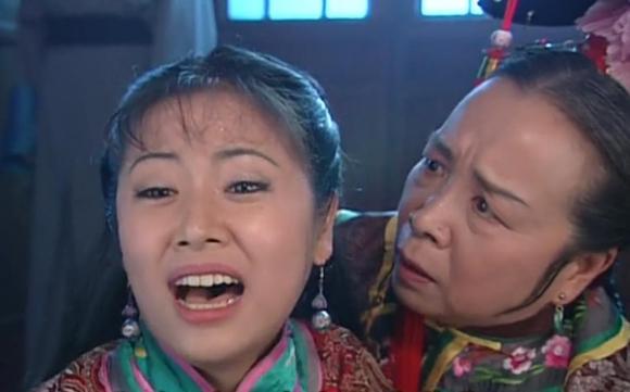 cung nữ, cung nữ khi ngủ phải nằm nghiêng, cung nữ phải nằm nghiêng khi ngủ, 