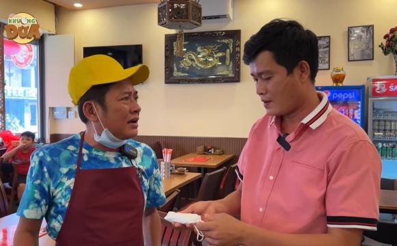 tung-la-danh-hai-dinh-dam-mot-thoi-tan-beo-phai-di-phu-ban-vit-vi-khong-co-show-mua-dich-1-ngoisaovn-w1000-h621 7 danh hài Tấn Beo, sao Việt