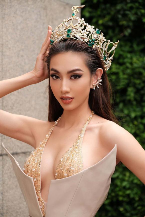 hoa hậu Thùy Tiên, sao Việt, Hoa hậu Đại dương Đặng Thu Thảo