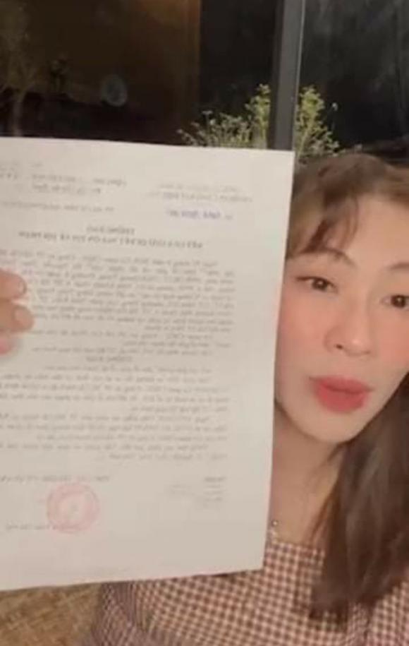 Đặng Thùy Trang đưa bằng chứng Thùy Tiên từng tố mình