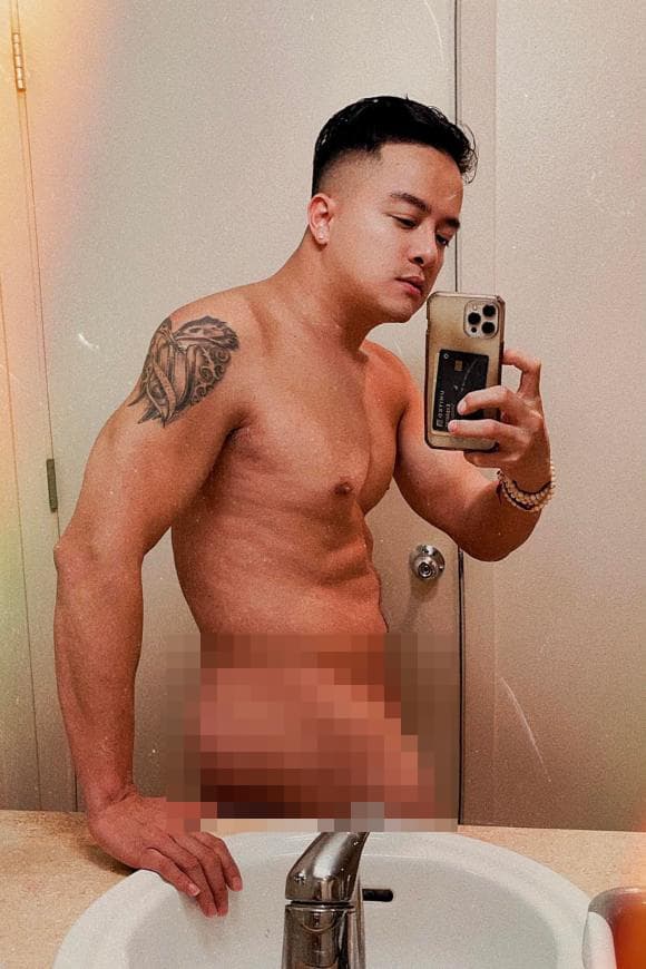 Trước đó, Cao Thái Sơn tùng gây sốc với bức ảnh nude cực táo bạo