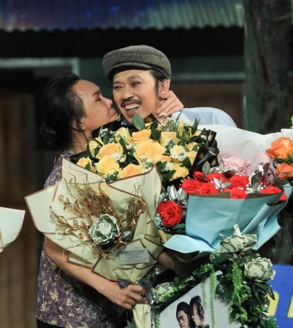 NSƯT Hoài Linh, sao Việt, danh hài Hoài Linh