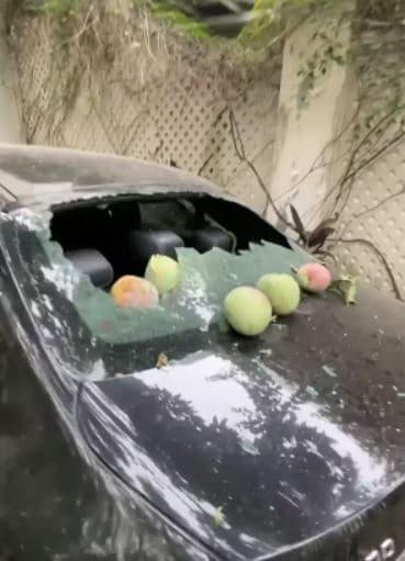 mít rơi vỡ kính, kính xe ô tô, rơi vỡ kính xe, giới trẻ 