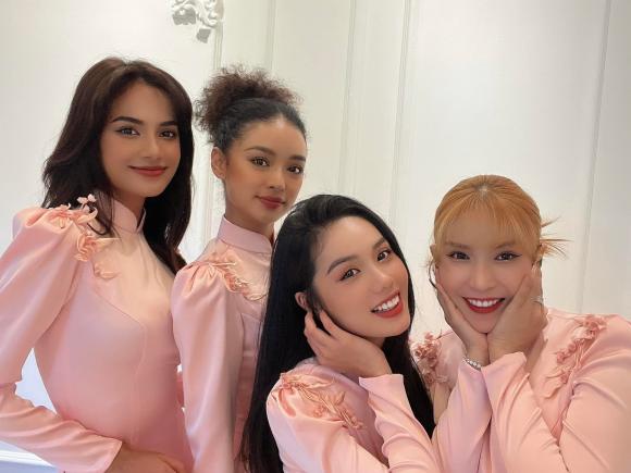 ca sĩ Minh Hằng, sao Việt