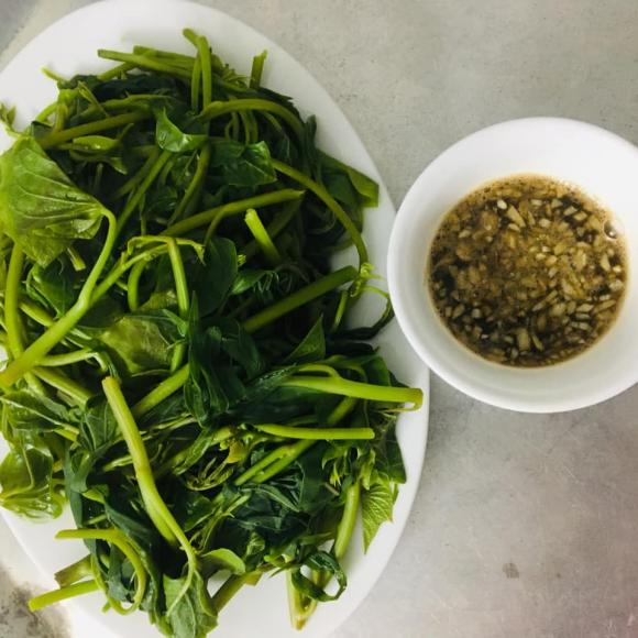 mâm cơm, mâm cơm chờ lương, giới trẻ 