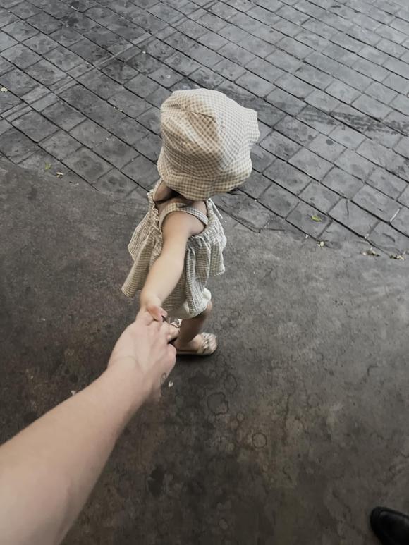 Phí Ngọc Hưng, con gái của Trương Mỹ Nhân, Trương Mỹ Nhân