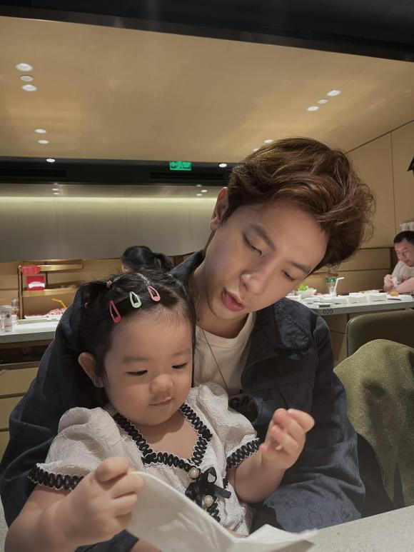 Phí Ngọc Hưng, con gái của Trương Mỹ Nhân, Trương Mỹ Nhân