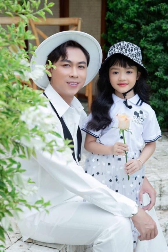 ca sĩ Hồ Việt Trung, sao Việt