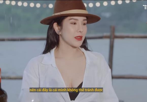 Diệp Lâm Anh không trách người cũ và khẳng định vẫn luôn tin vào tình yêu.