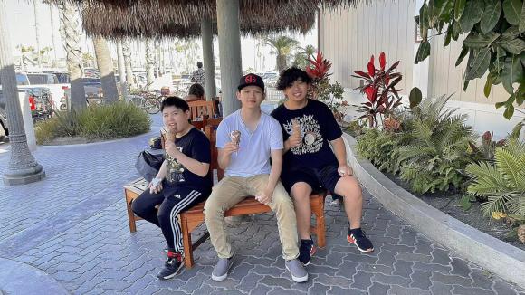 ca sĩ Trizzie Phương Trinh, sao Việt, vợ cũ Bằng Kiều