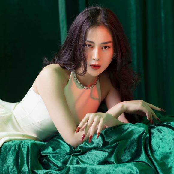 diễn viên Phương Oanh, Shark Bình sao Việt