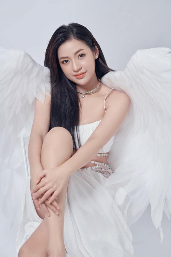 Trang Trần, Trần Thanh Tâm, hot girl Trứng rán cần mỡ, sao Việt