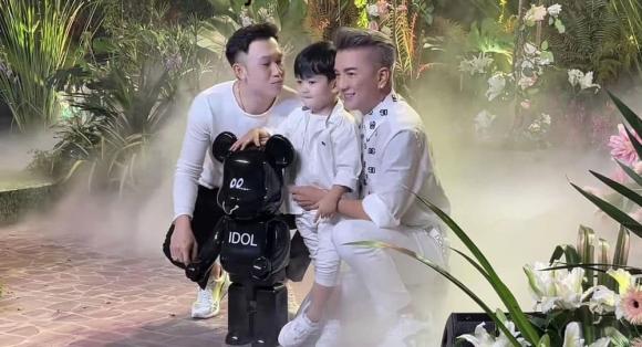 ca sĩ đàm vĩnh hưng,nam ca sĩ Đàm Vĩnh Hưng,sao Việt