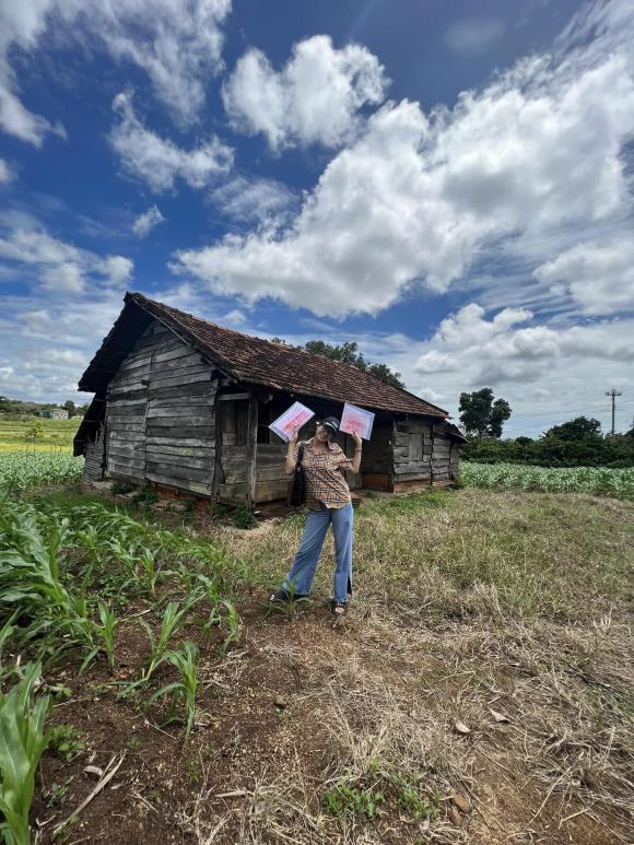 Trang Trần, Trang Trần mua đất, sao việt 