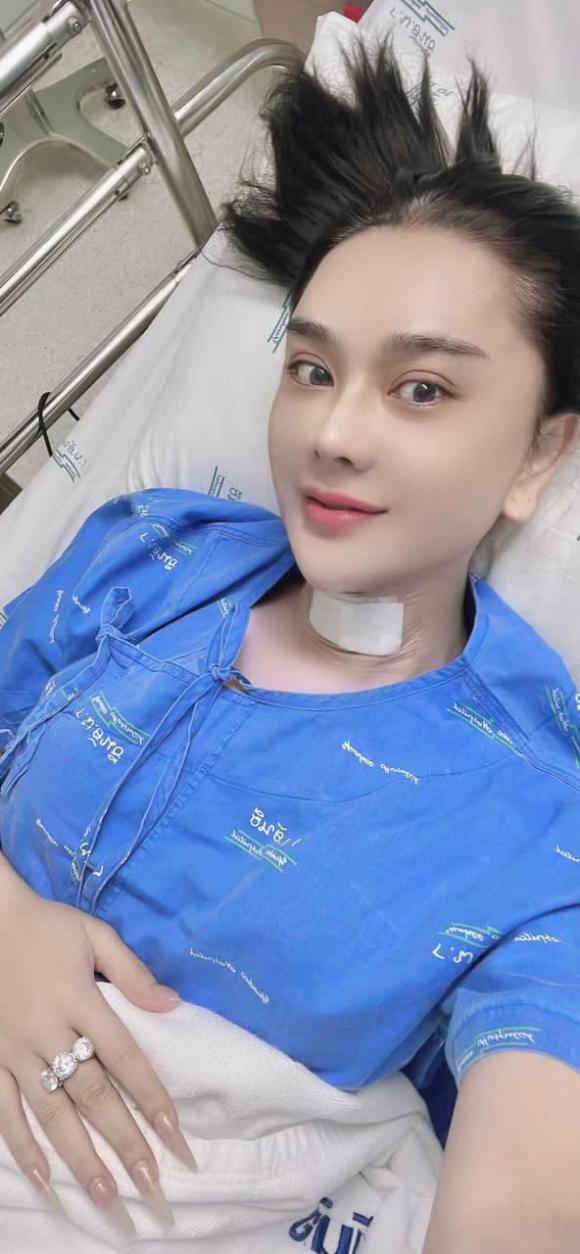 ca sĩ Lâm Khánh Chi, sao Việt