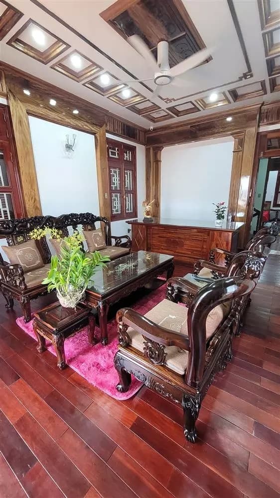hoa hậu Phạm Hương, sao Việt