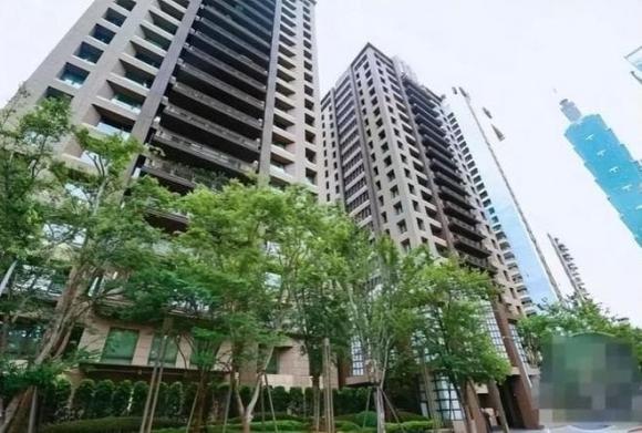 Từ Hy Viên đưa chồng đến một bất động sản khác đứng tên của cô