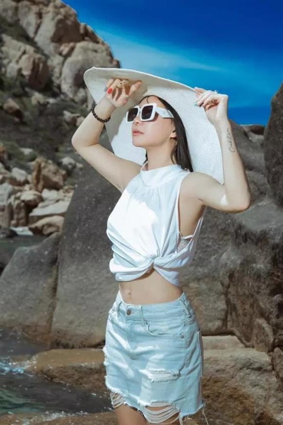 nghệ sĩ Cát Phượng, Cát Phượng, sao Việt