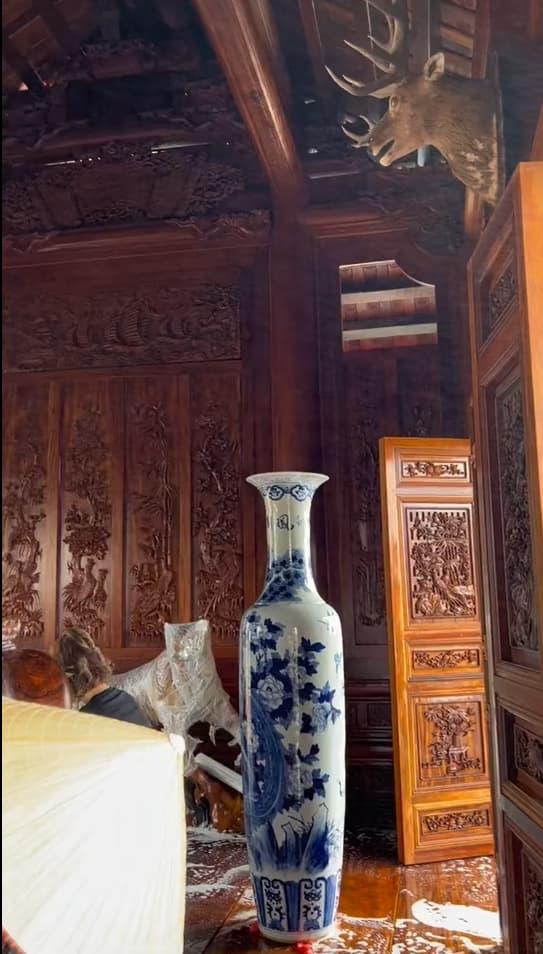 lau dọn đồ gỗ 3 lau dọn nhà cửa, rau chùi bàn ghế gỗ, bàn ghế gỗ