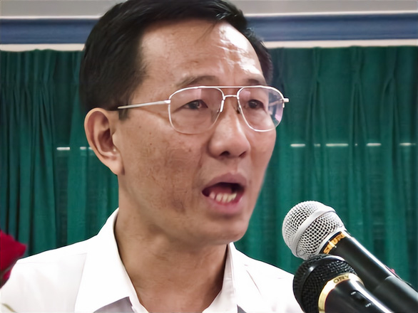 Bắt cựu thứ trưởng Bộ Y tế Cao Minh Quang - Ảnh 1.