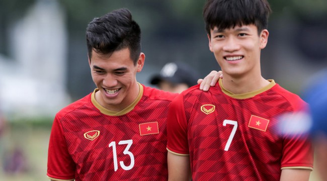 Hoàng Đức, Tiến Linh hé lộ thời điểm xuất ngoại thi đấu