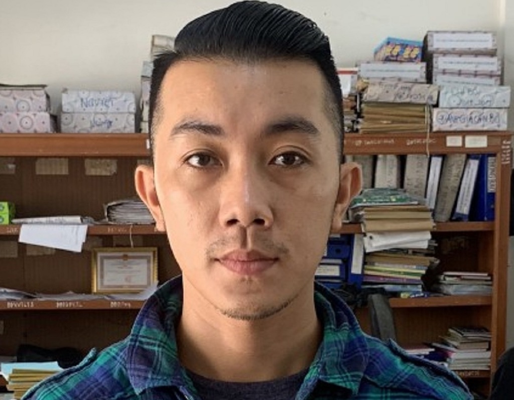 Bat tam giam nhom nguoi gay thuong tich cho thieu ta canh sat anh 1