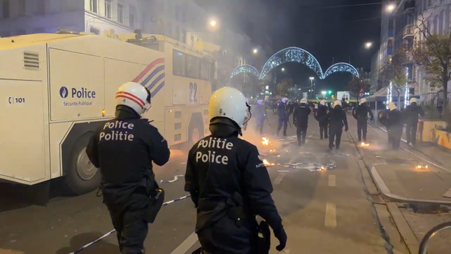 Nóng: Bạo loạn kinh hoàng sau trận Pháp - Morocco, một CĐV nhí thiệt mạng ảnh 1