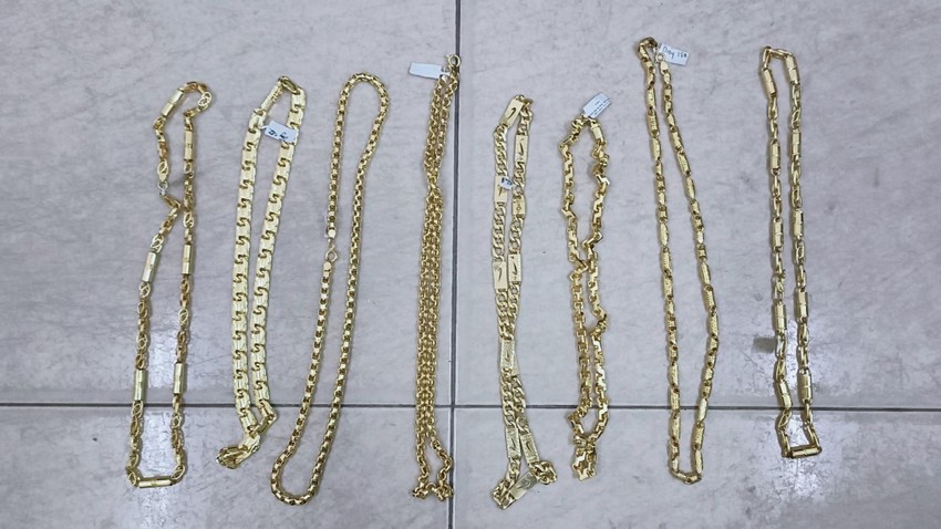 Bình Dương: Đang cướp tiệm vàng thì gặp công an tuần tra ảnh 2