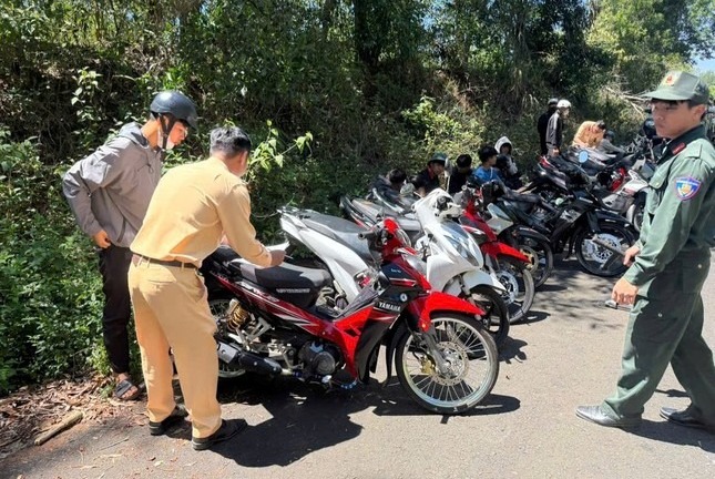Đắk Nông: Chặn đứng 2 nhóm 