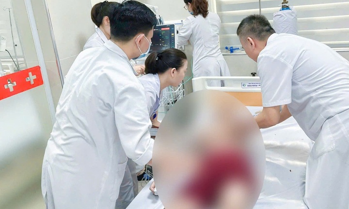 Cấp cứu kịp thời bệnh nhi 13 tuổi bị đuối nước ở Hải Dương