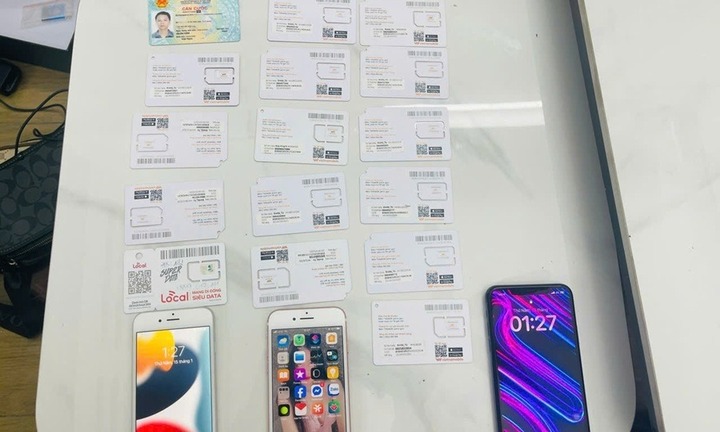 Triệt xóa nhóm đối tượng giả mạo nhà xe bán vé tết, chiếm đoạt tiền cọc